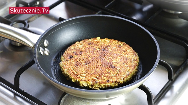 Duże owsiane CIASTKO z patelni – na śniadanie, ale i do kawy