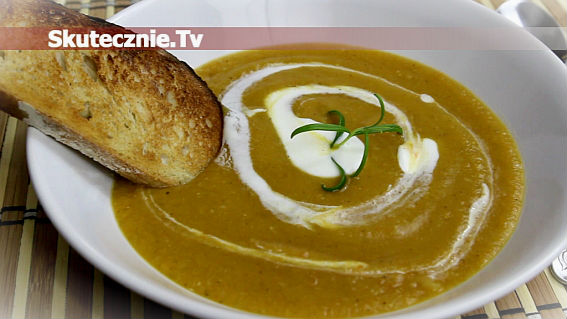 Zupa-krem z soczewicy z marchwią i cebulą
