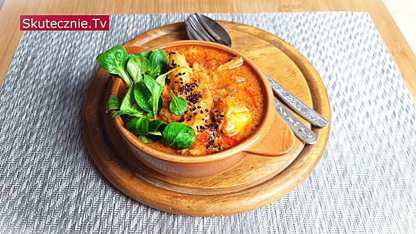 Świetne curry z udkami i kalafiorem na ostro (z roszponką)